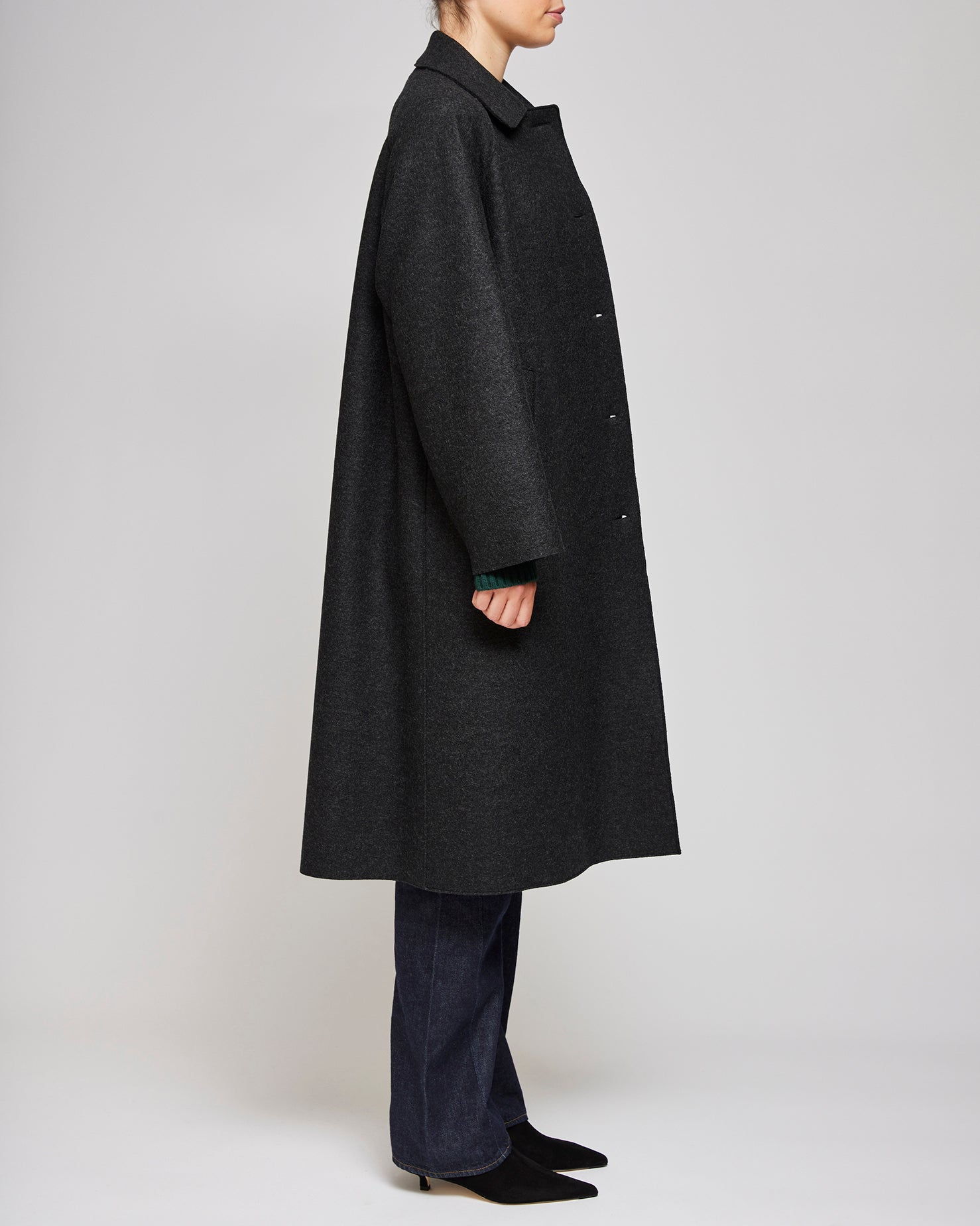 Harris Wharf London Anthracite Balmacaan Pressed Wool