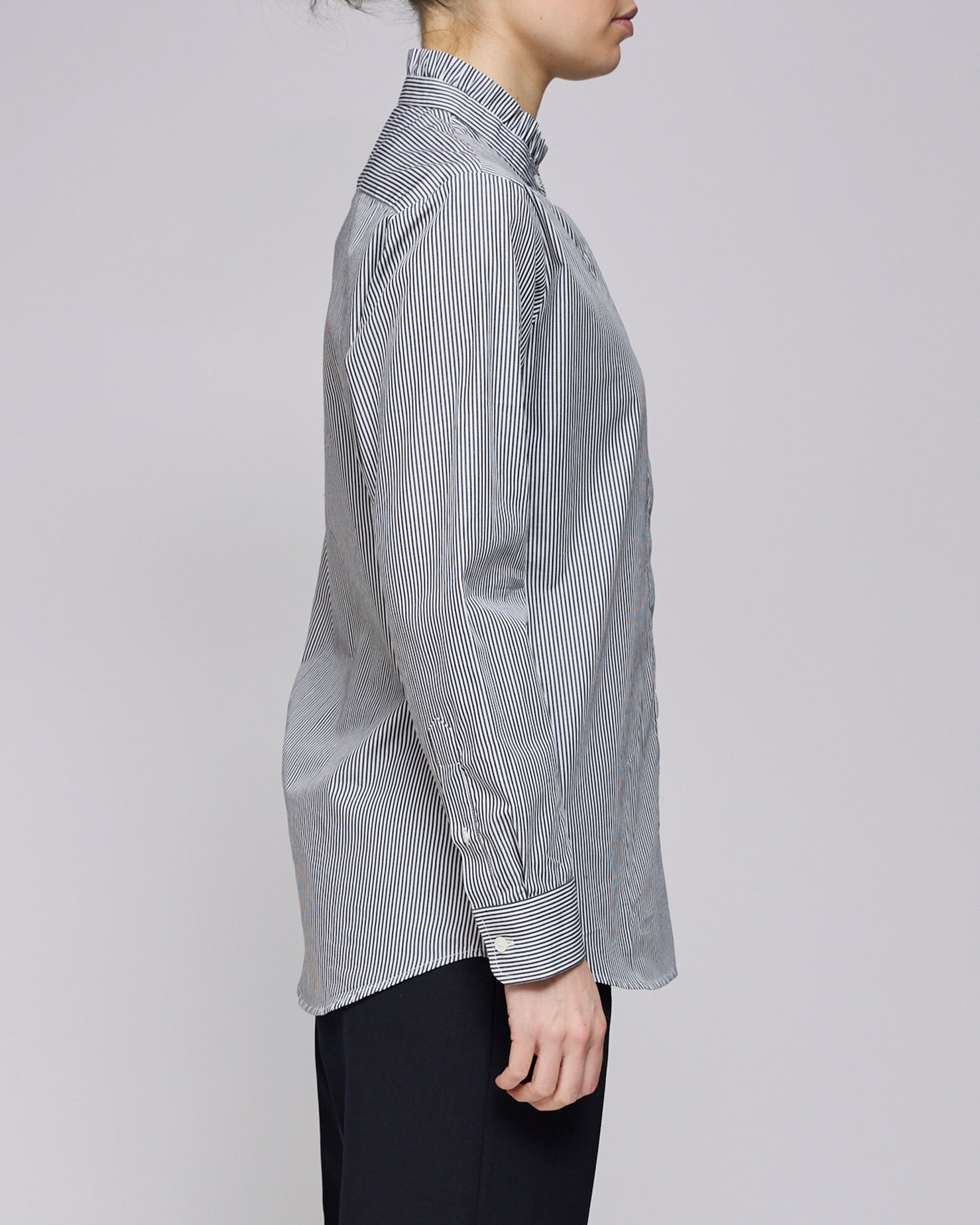 A.P.C. False Black À Col Volanté Blouse