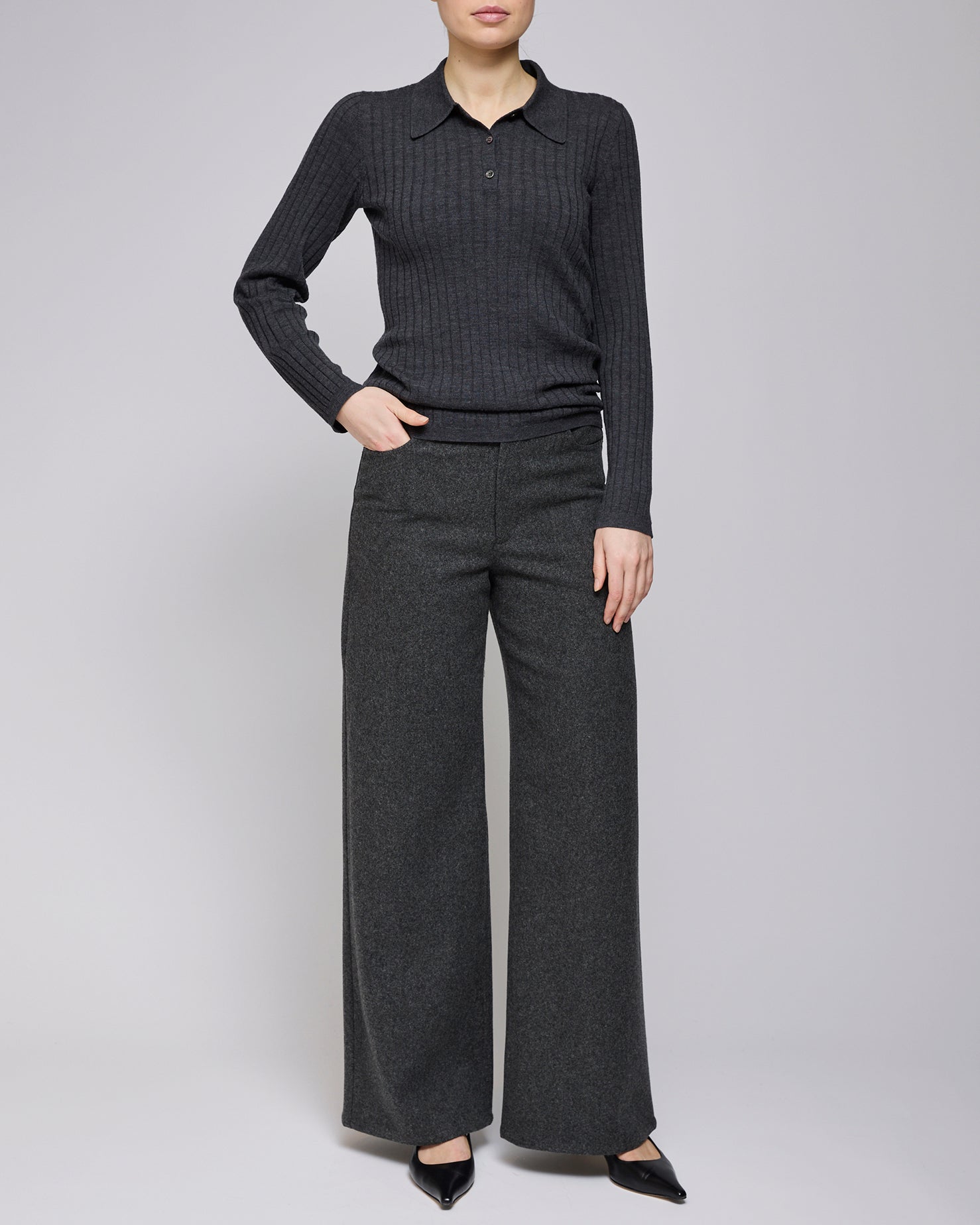 A.P.C. Anthracite Clyde Jean