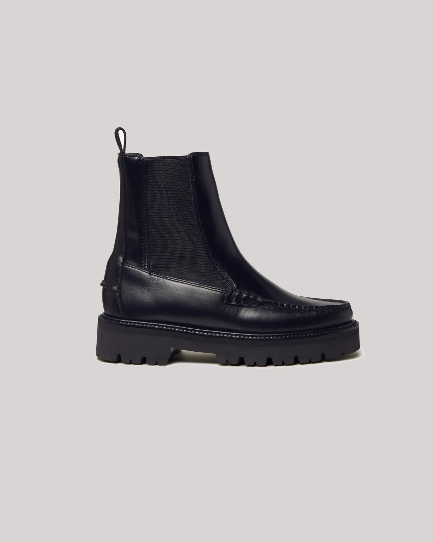 G.H Bass & Co. Weejuns Black Chelsea Boots