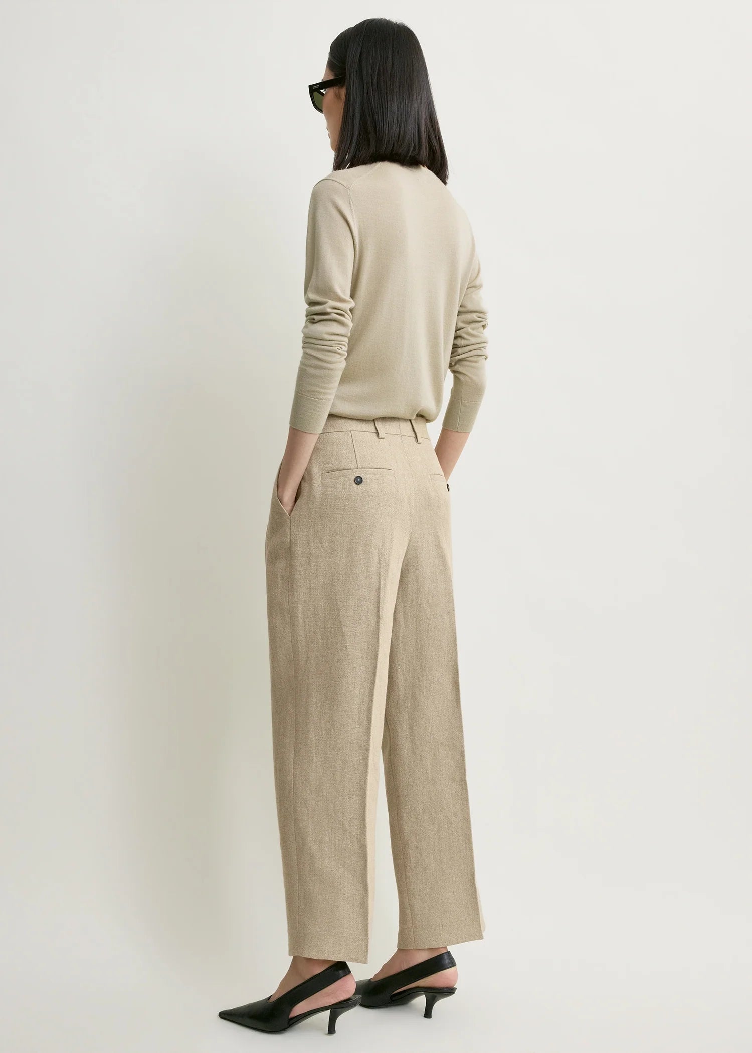 Toteme Beige Double-pleat Cropped Linen Trousers