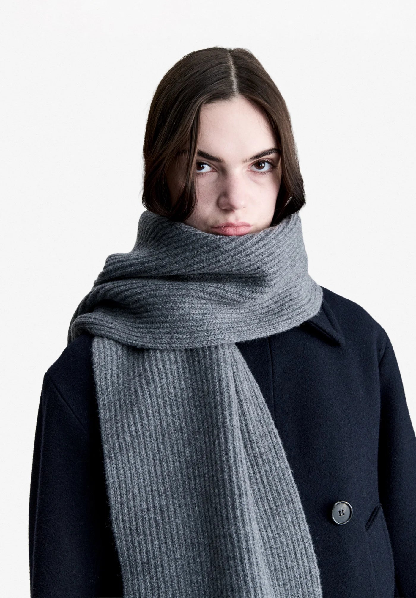 A.P.C. Anthracite Sasha Scarf